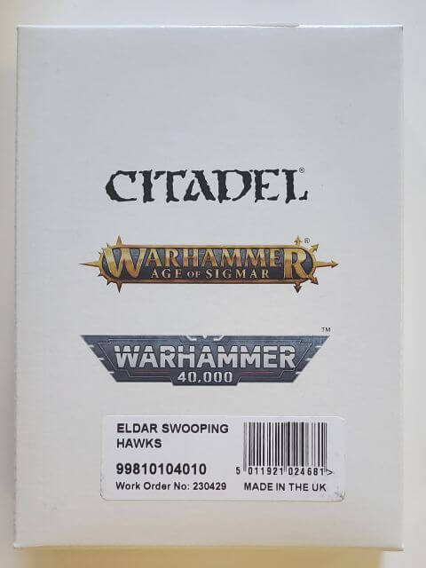 Packaging for Warhammer 40,000 Aeldari Swooping Hawks miniature kit featuring logos and product name.