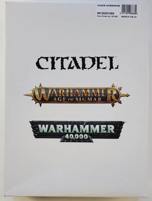 Packaging for Age of Sigmar Slaves to Darkness Chaos Warshine miniature kit featuring logos and product name.