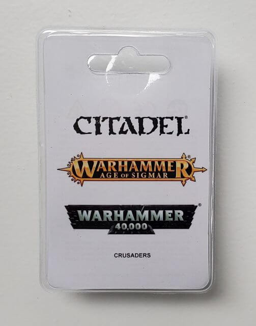 Packaging of Citadel Warhammer 40,000 Astra Militarum Crusaders resin cast kit, showing the product unpainted and requires assembly.