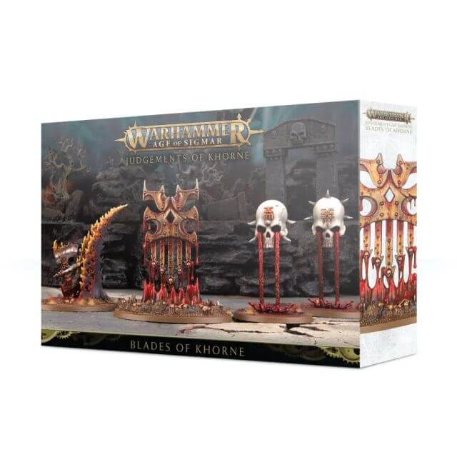 The image shows the packaging of the 'Blades of Khorne Endless Spells' miniature model kit. The box features images of the miniatures including a dragon-like creature, skulls, and what appears to be a fantasy weapon or artifact.