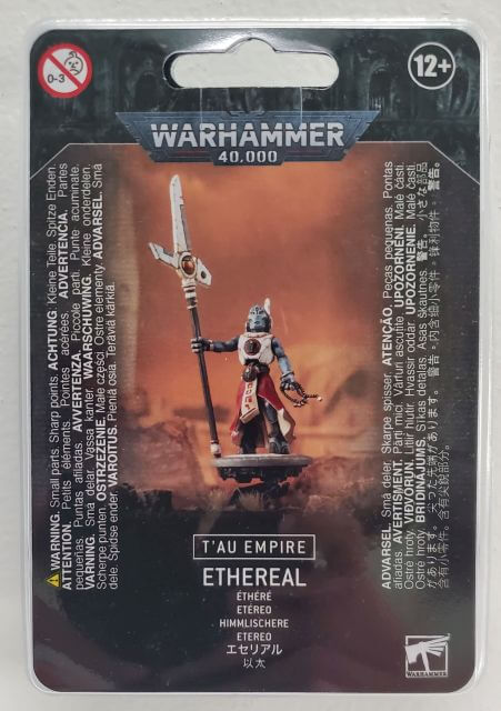 Packaged Tau Empire Ethereal model from Warhammer 40,000, showing the miniatures and its name on the front, with an age recommendation of 12+.